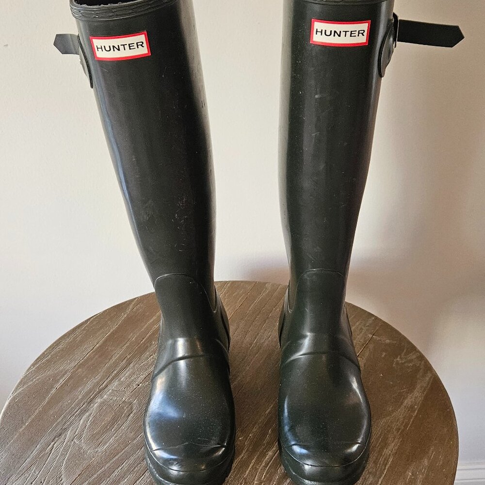 Hunter Tall Gloss Rain Boots Green Size 8